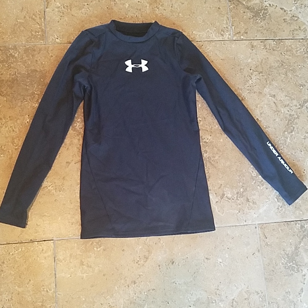 Youth Under Armour long sleeve shirt